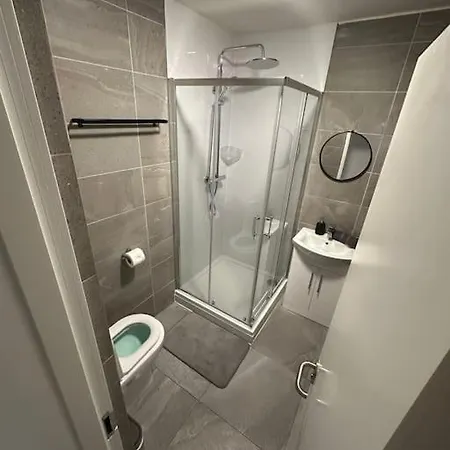 Convenient & Apartmán *